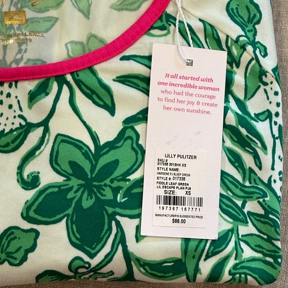 NWT- Lilly Pulitzer Green Floral Nightgown🩷 - Picture 2 of 8